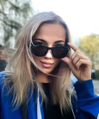 Милая кошечка с безупречной внешностью и неиссякаемой страстью ждет тебя. Позволь мне позаботиться о твоем удовольствии. Со мной ты откроешь новые грани блаженства! 2325, 29 лет