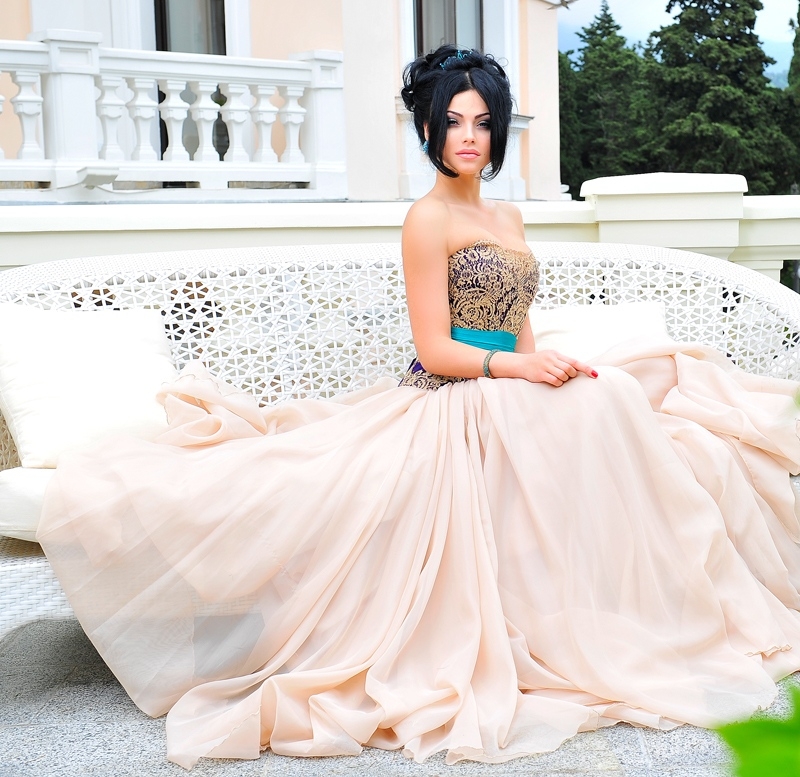 Моя опытность и нежность сведут тебя с ума. Живу в Москве и предлагаю широкий спектр интимных услуг – от классического секса до глубокого минета. Фото в моем профиле подтверждают мою 100% реальность, а мои отзывы только усилят желание встретиться. 💦 Для тебя я стану твоей самой искренней компаньонкой, с которой ты сможешь разделить все свои фантазии. Уверяю, со мной ты получишь незабываемый опыт, и мы сможем провести время, наслаждаясь друг другом. Обеспечу атмосферу комфорта и тепла в нашей встрече. 💫 27290, 20 лет